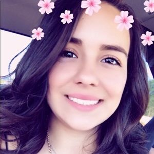 Meet your Posher, Fabiana